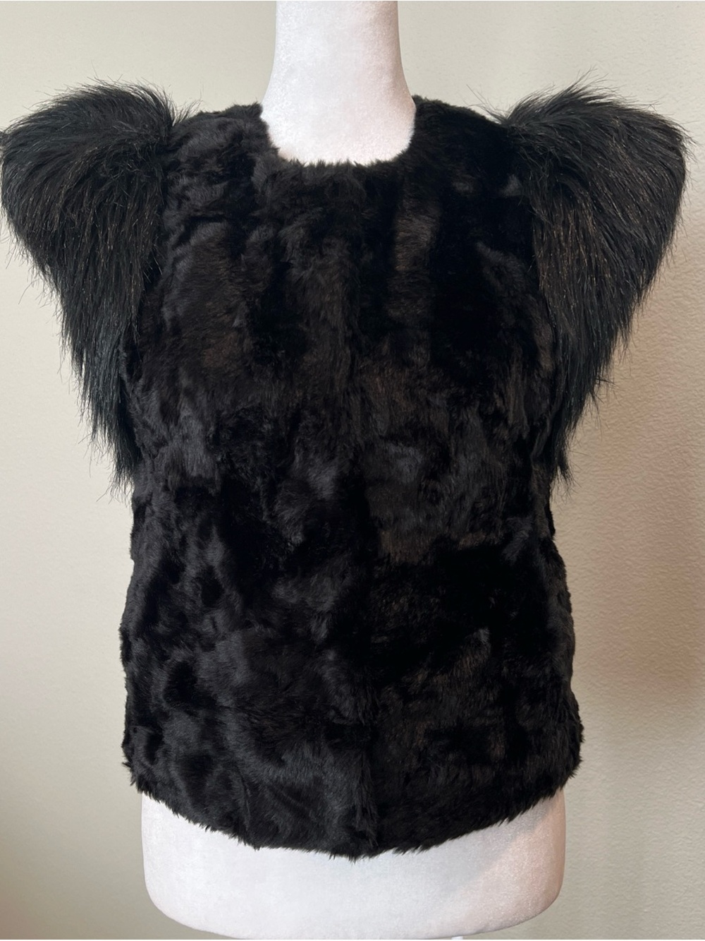 Target x Neiman Marcus x Skaist Taylor Black Faux Fur Vest Size XS
